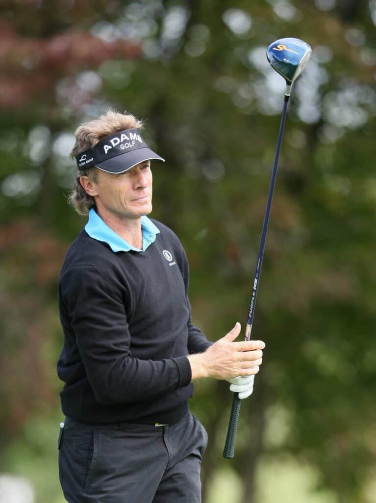 Bernhard Langer, drive shot at Players Championship in 2009.  Author: Keith Allison 